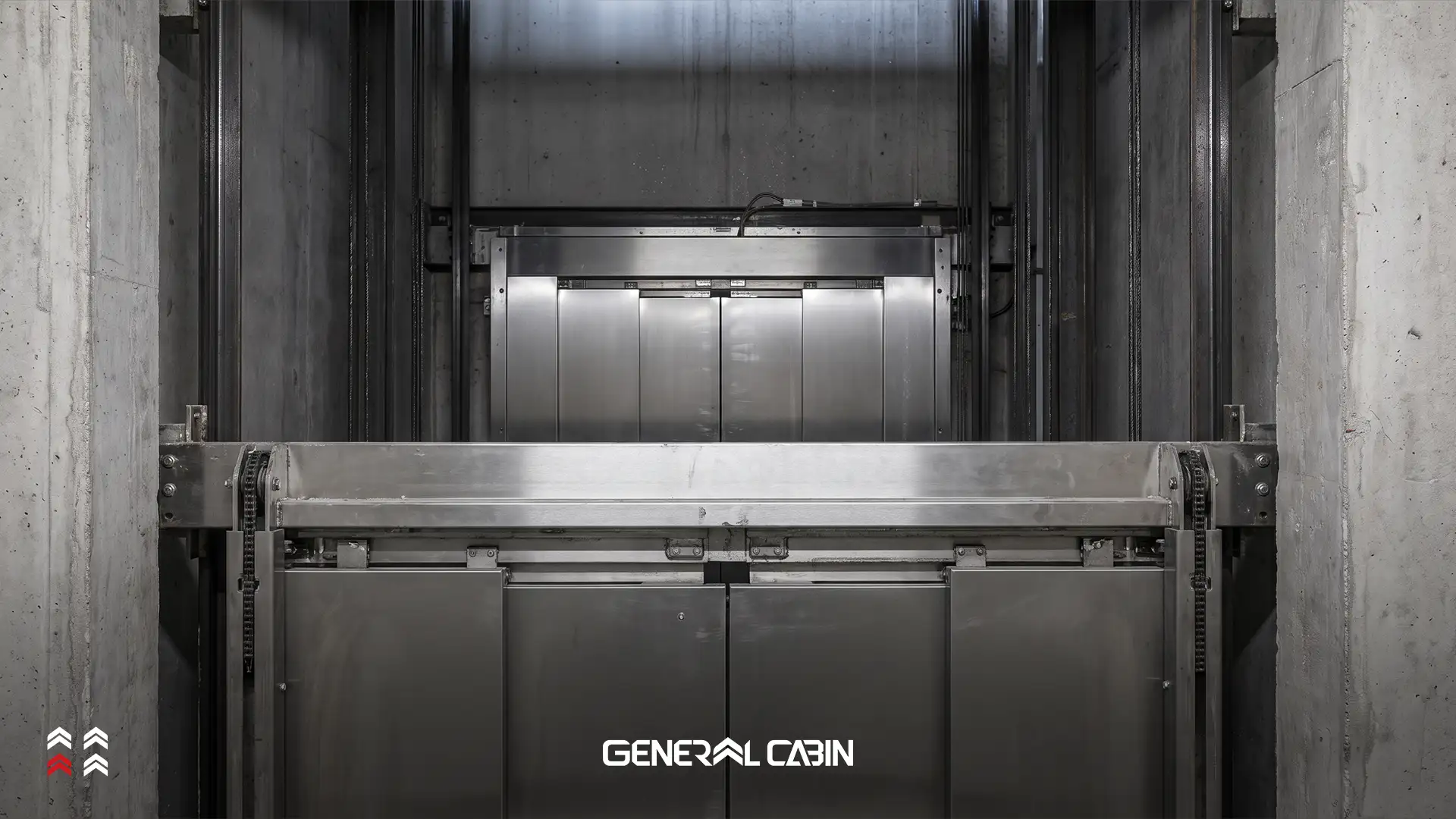 Difference between elevator cabin door and landing door in an elevator shaft تفاوت درب کابین آسانسور و درب طبقه آسانسور در چاه آسانسور